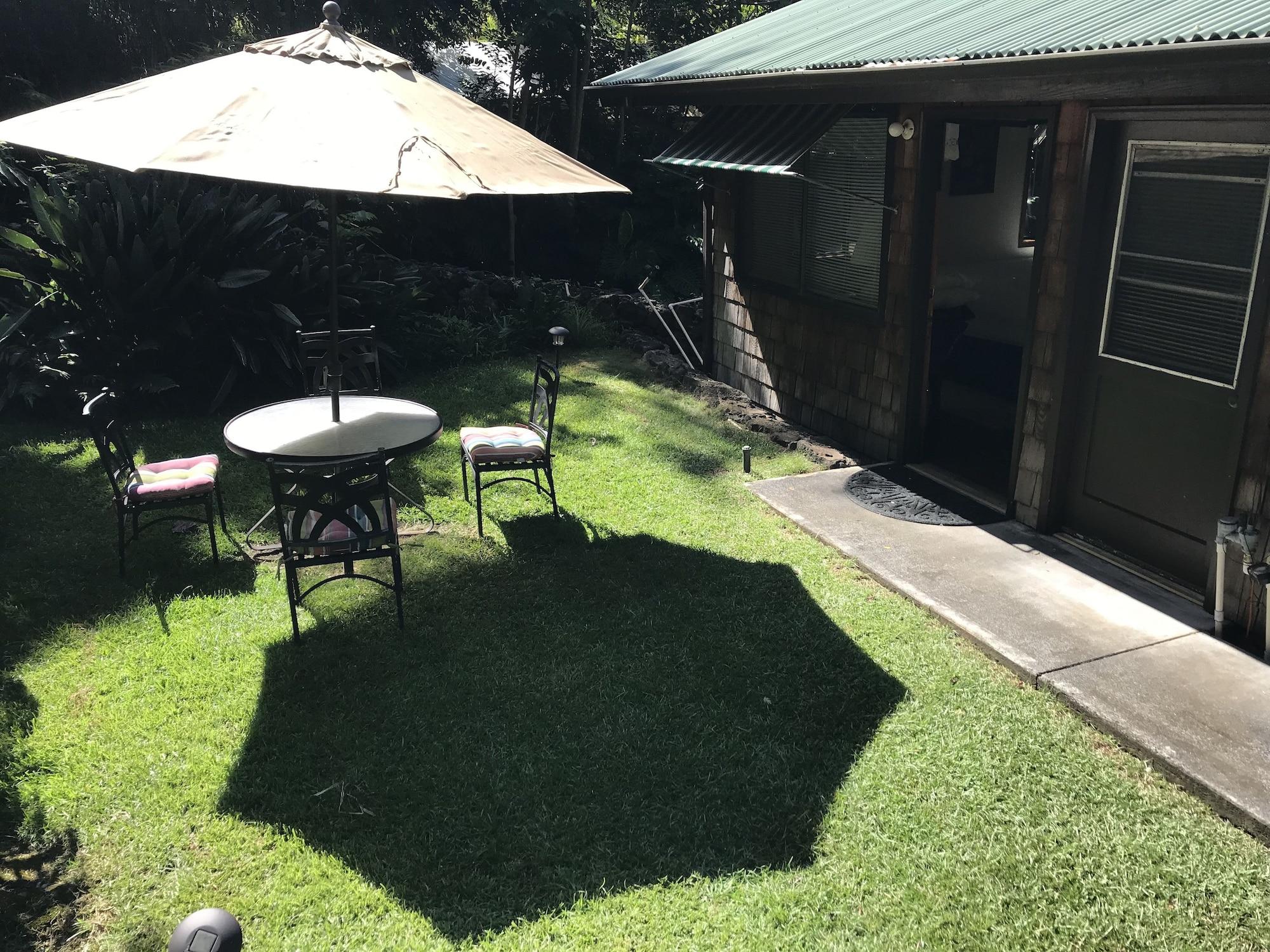 Hale Maluhia Country Inn Kailua Kültér fotó